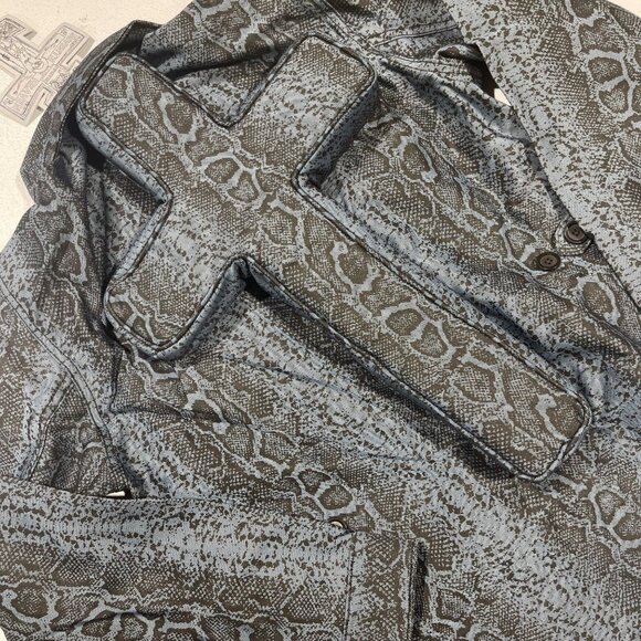 NEW SEVENTH HEAVEN BLUE SNAKE CROSS JACKET SZ SMALL - Picture 1 of 7